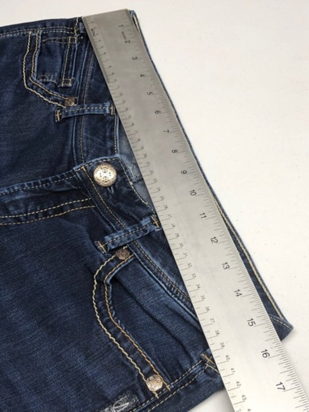 Silver Jeans Brand Dark Blue Women's Jeans - Classic Denim - Picture 13 of 16